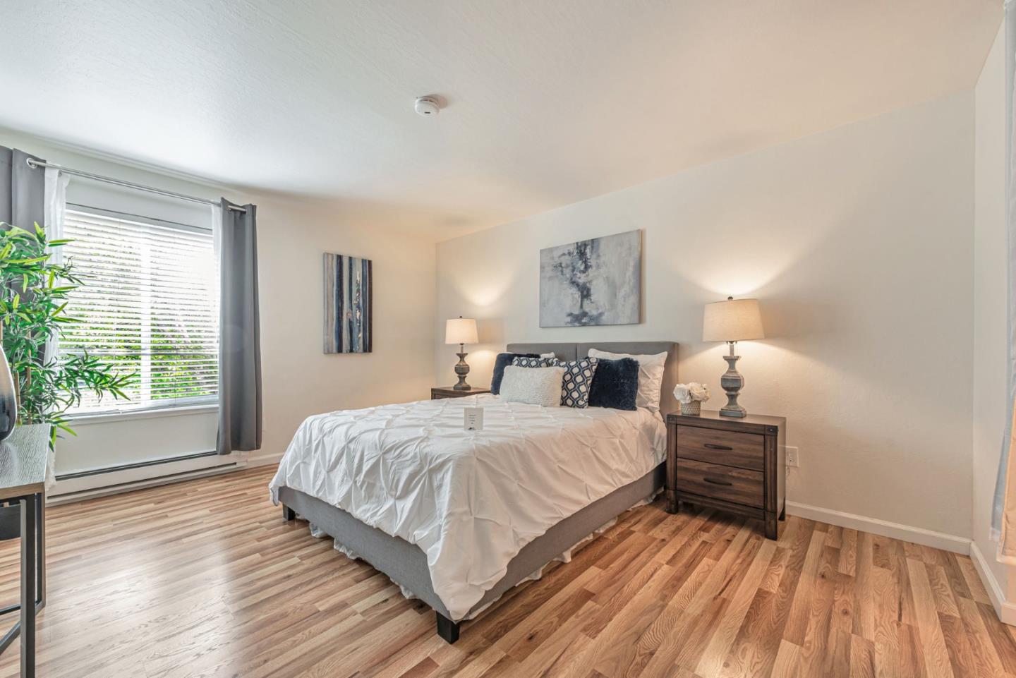 Santa Clara, California 95051, United States, 2 Bedrooms Bedrooms, ,2 BathroomsBathrooms,Residential,Pending,194746