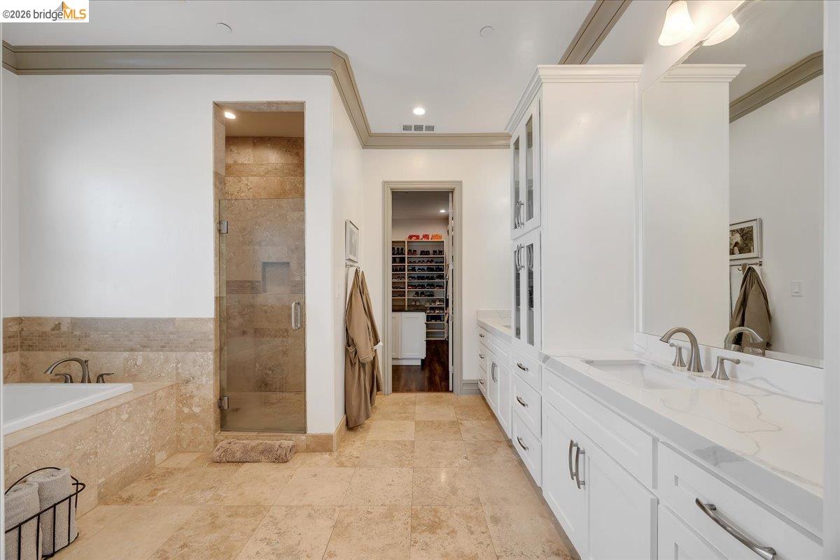 Copperopolis, California, 95228, United States, 3 Bedrooms Bedrooms, ,4 BathroomsBathrooms,Residential,Active,2033683