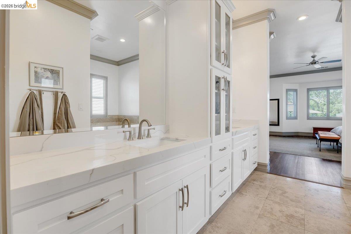 Copperopolis, California, 95228, United States, 3 Bedrooms Bedrooms, ,4 BathroomsBathrooms,Residential,Active,2033683
