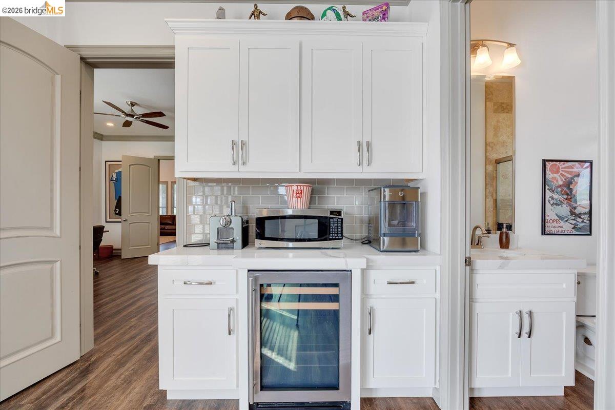 Copperopolis, California, 95228, United States, 3 Bedrooms Bedrooms, ,4 BathroomsBathrooms,Residential,Active,2033683