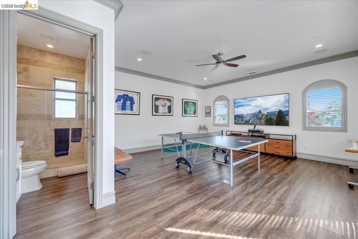 Copperopolis, California, 95228, United States, 3 Bedrooms Bedrooms, ,4 BathroomsBathrooms,Residential,Active,2033683