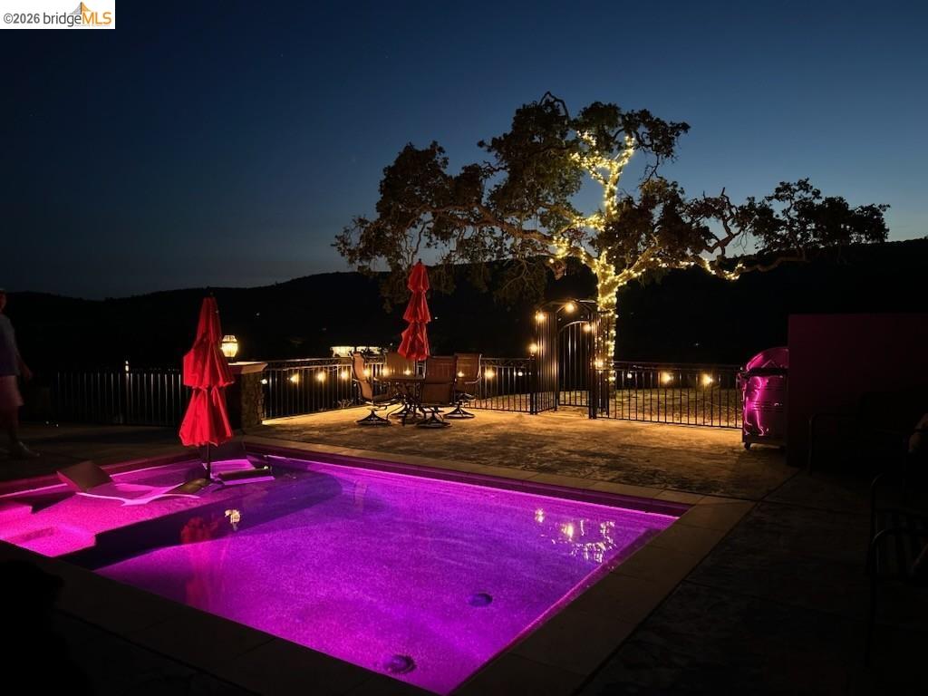 Copperopolis, California, 95228, United States, 3 Bedrooms Bedrooms, ,4 BathroomsBathrooms,Residential,Active,2033683