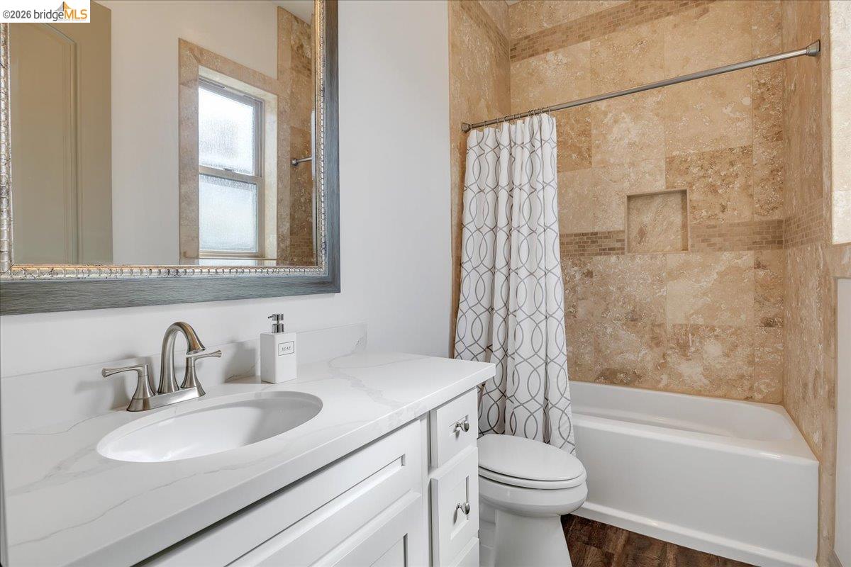 Copperopolis, California, 95228, United States, 3 Bedrooms Bedrooms, ,4 BathroomsBathrooms,Residential,Active,2033683