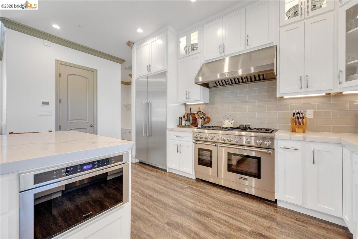 Copperopolis, California, 95228, United States, 3 Bedrooms Bedrooms, ,4 BathroomsBathrooms,Residential,Active,2033683