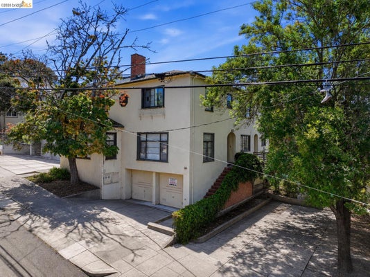 2522 HILGARD AVE, BERKELEY, CA 94709 - Image dfd4ed7591dafa8b369076b1f551f62a/664707934