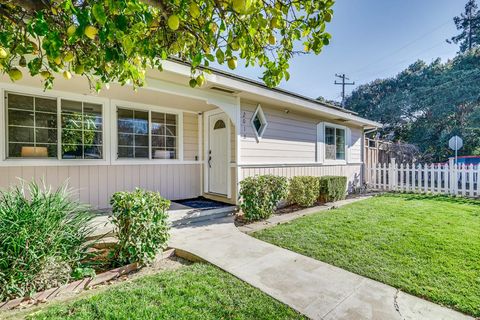 A home in East Palo Alto