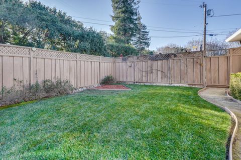 A home in East Palo Alto