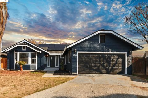 A home in Los Banos