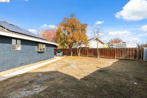 A home in Los Banos