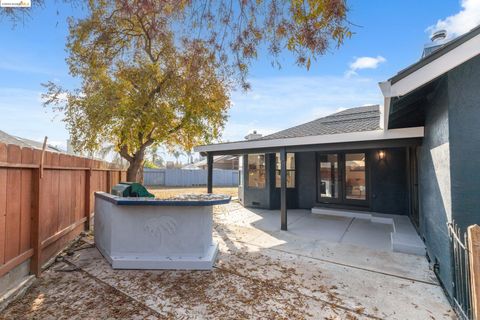 A home in Los Banos