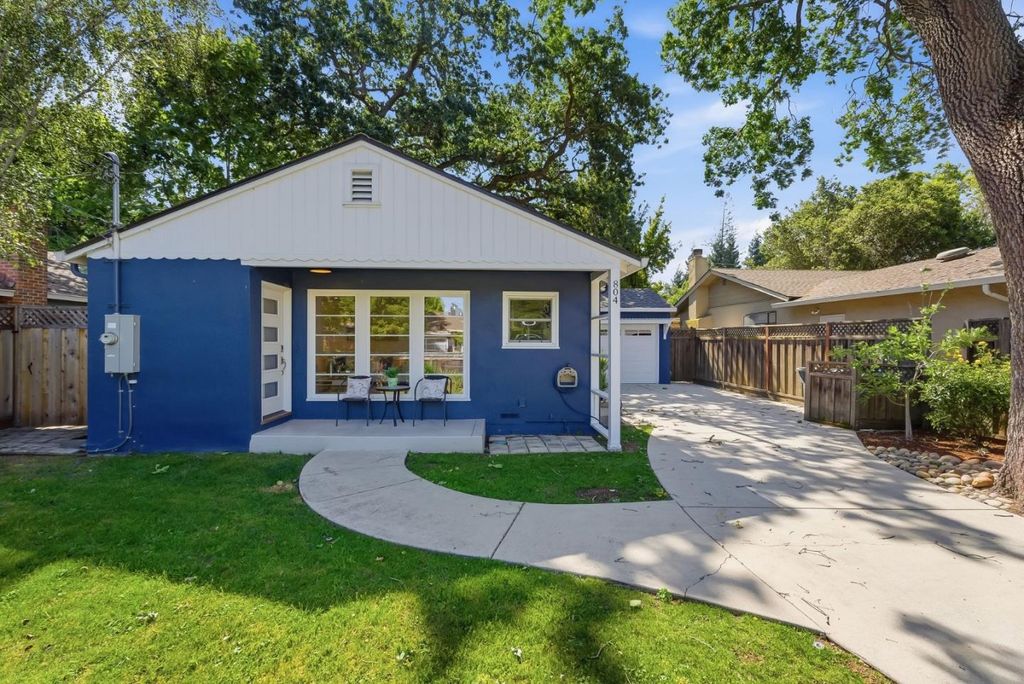 Photo of 804 18th Avenue, Menlo Park, CA 94025 (MLS # ML82048148)