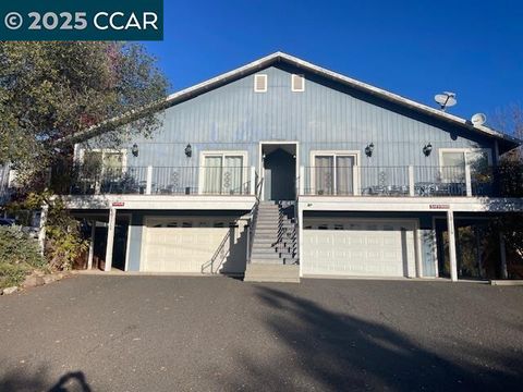 Photo of 19112 Dyer Ct, Groveland, CA 95321 (MLS # 41118703)