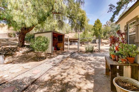 A home in Tres Pinos