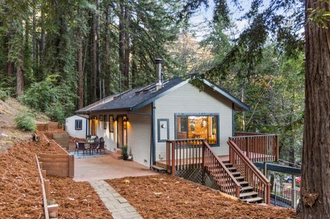 Photo of 20080 Gist Road, Los Gatos, CA 95033 (MLS # ML82018385)