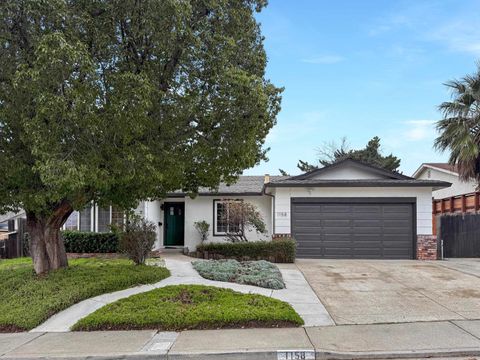 Photo of 1158 Jensen Cir, Pittsburg, CA 94565 (MLS # 41119785)