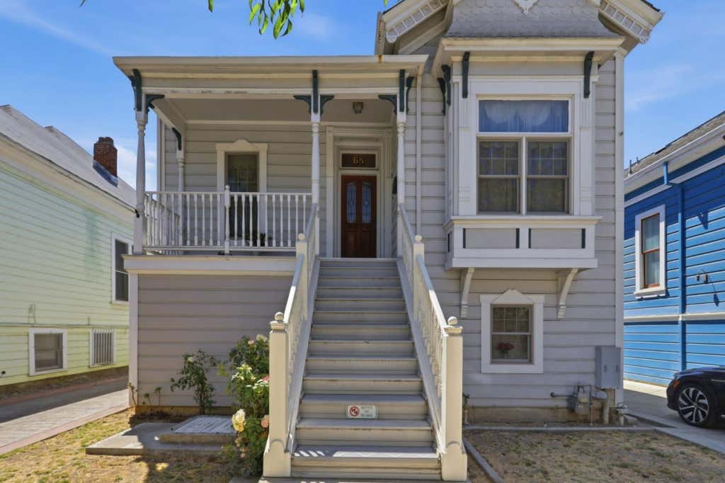 Photo of 68 Pierce Avenue, San Jose, CA 95110 (MLS # ML82056223)