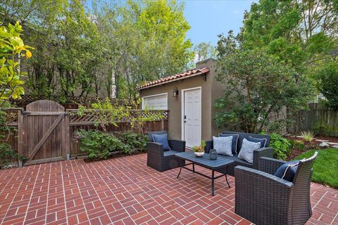 A home in Palo Alto