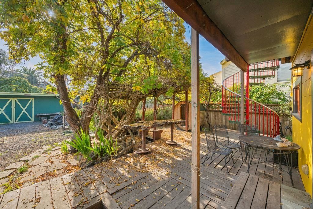 Photo of 1726 Parker St #1, Berkeley, CA 94703 (MLS # 41120380)