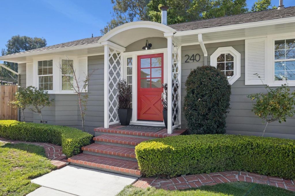 Photo of 240 Briar Lane, San Mateo, CA 94403 (MLS # ML82038596)