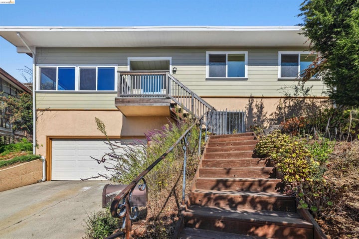 Photo 1 of 42 — 695 Wellesley Ave, Kensington, CA 94708