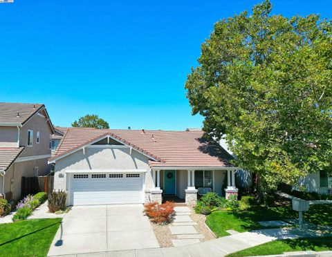 4590 Hawk Dublin CA 94568