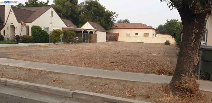 Photo 1 of 20 — 1458 Parker Ave, Tracy, CA 95376