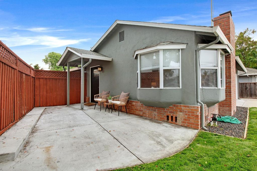 Photo of 756 Santa Christina Court, Sunnyvale, CA 94085 (MLS # ML82041039)