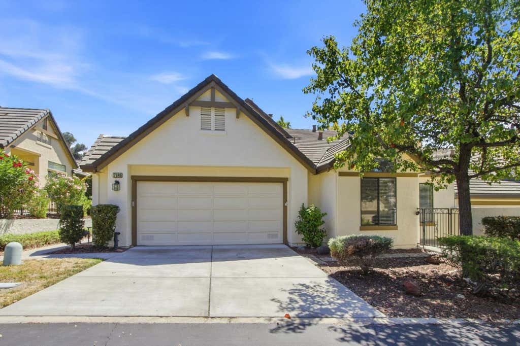 Photo of 7646 Falkirk Drive, San Jose, CA 95135 (MLS # ML82058595)