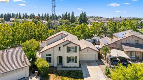 Photo of 4504 Pony Court, Antioch, CA 94531 (MLS # 41140637)
