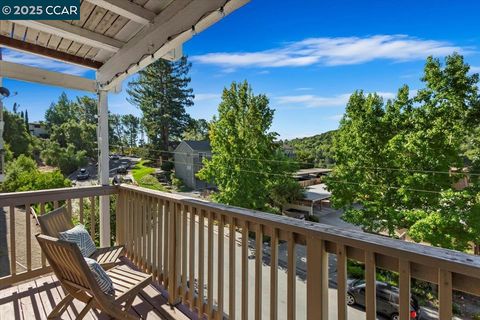 A home in Moraga