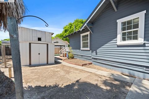 A home in Pittsburg