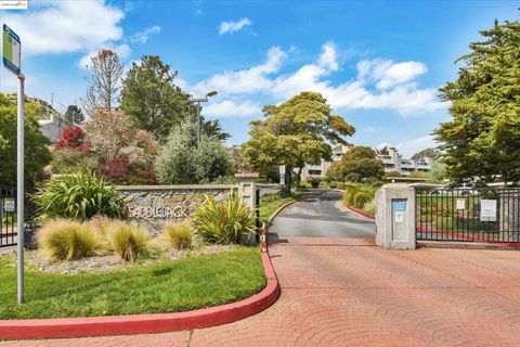 805 Red Leaf Court Unit 805, San Francisco, CA 94134 - MLS#: 41091507