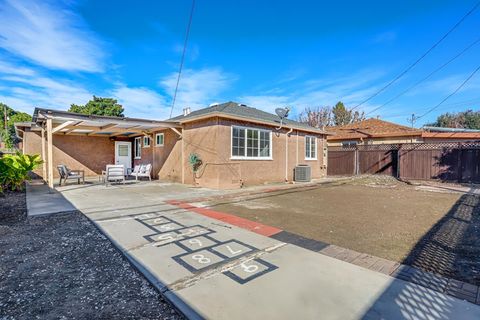 A home in Santa Clara