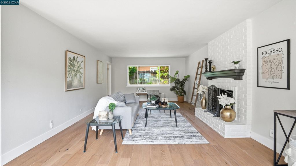 Photo of 235 Appalachian Dr, Martinez, CA 94553 (MLS # 41129699)