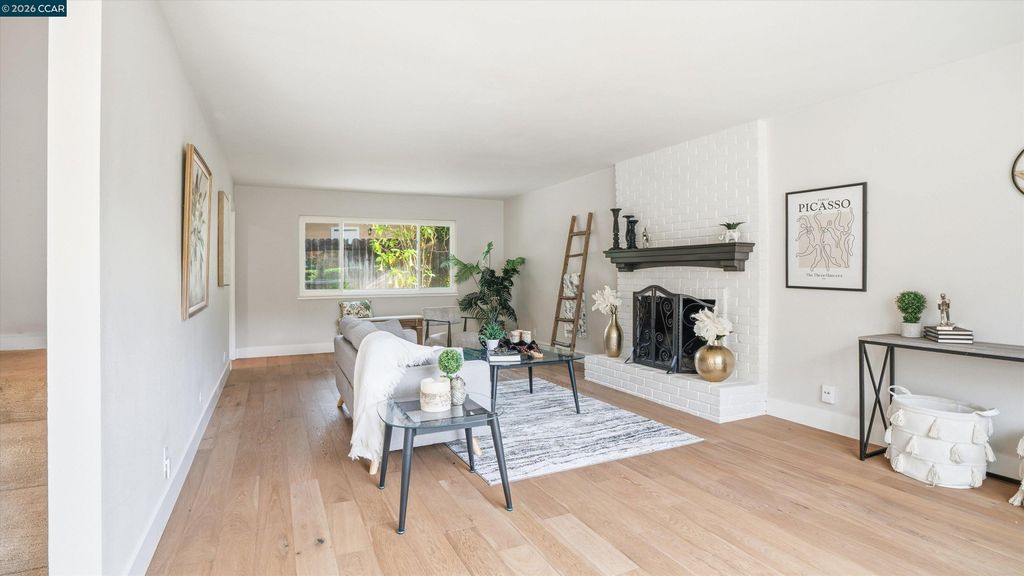 Photo of 235 Appalachian Dr, Martinez, CA 94553 (MLS # 41129699)