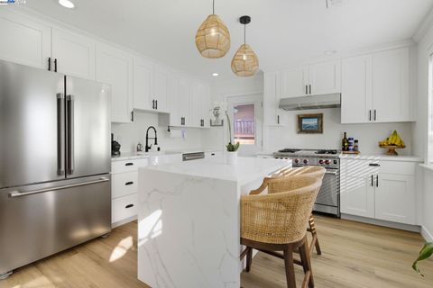 Photo of 1320 Ventura Ave, Livermore, CA 94551 (MLS # 41117165)