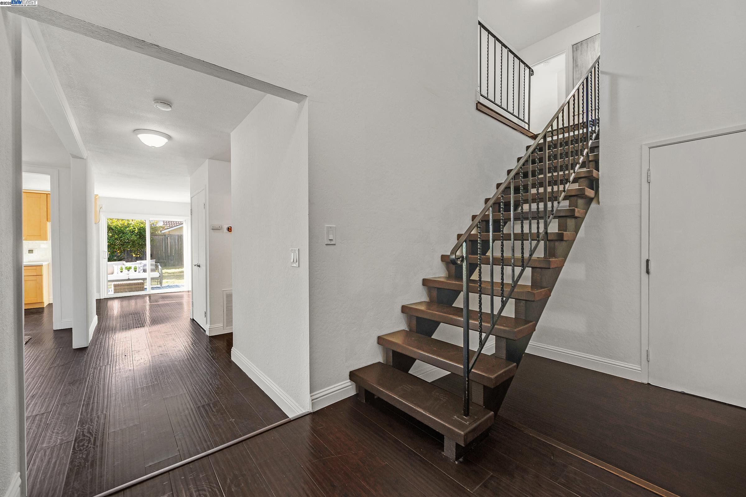 3255 San Pablo Way