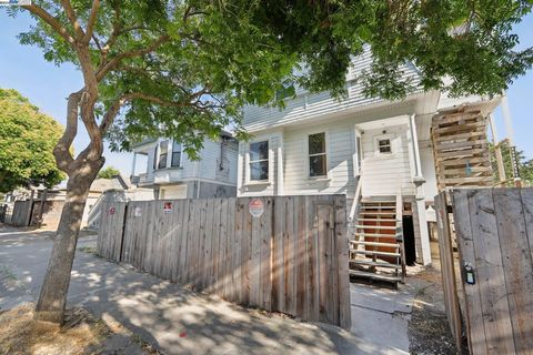 A home in Emeryville