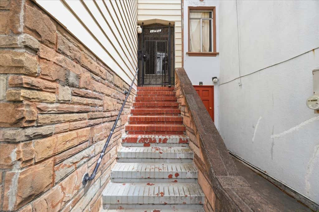 Photo of 1042 Plymouth Avenue, San Francisco, CA 94112 (MLS # ML82058480)