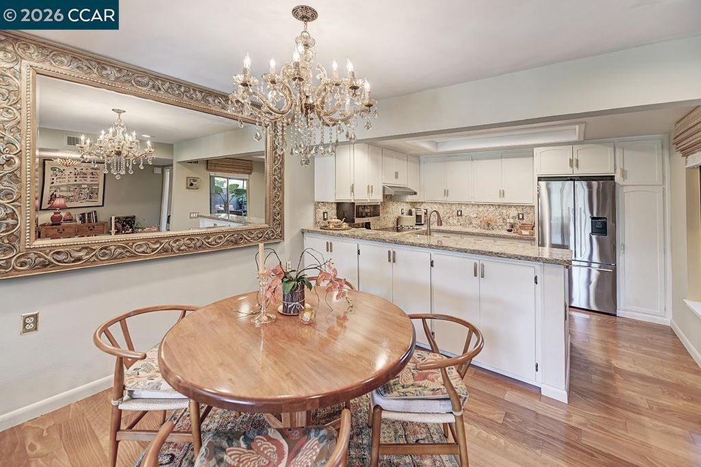 Photo of 2001 Oakmont Way #6, Walnut Creek, CA 94595 (MLS # 41127440)