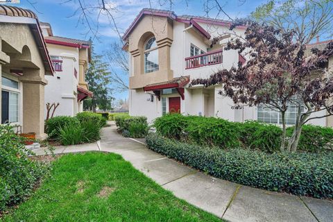 5786 Belleza Pleasanton CA 94588