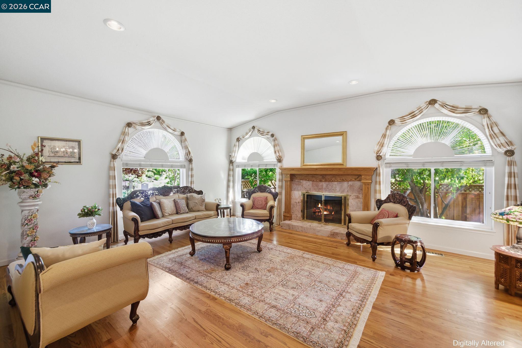 2426 Heritage Oaks Dr