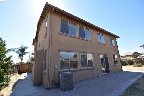 A home in Lathrop