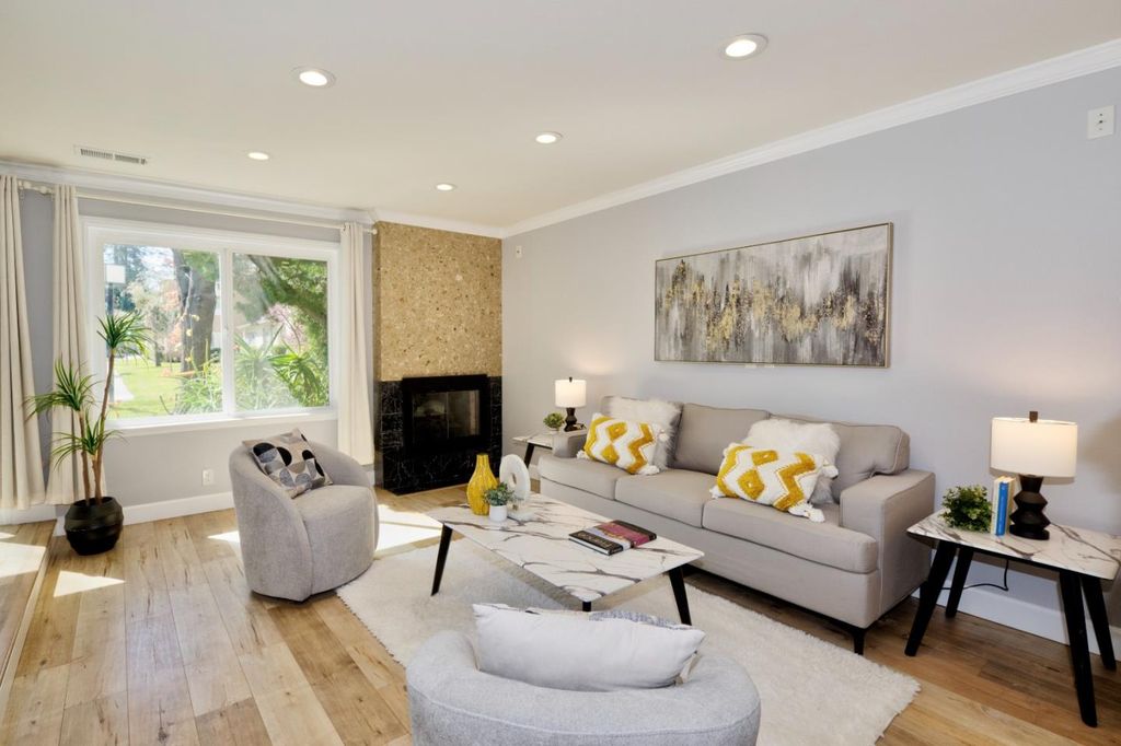 Photo of 1048 Whitebick Drive, San Jose, CA 95129 (MLS # ML82038390)