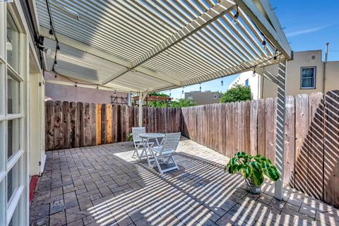 A home in San Leandro