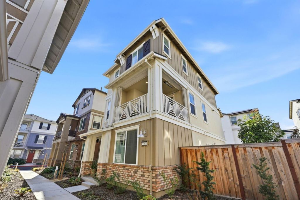 Photo of 9263 Vista Cove Way, Newark, CA 94560 (MLS # ML82034316)