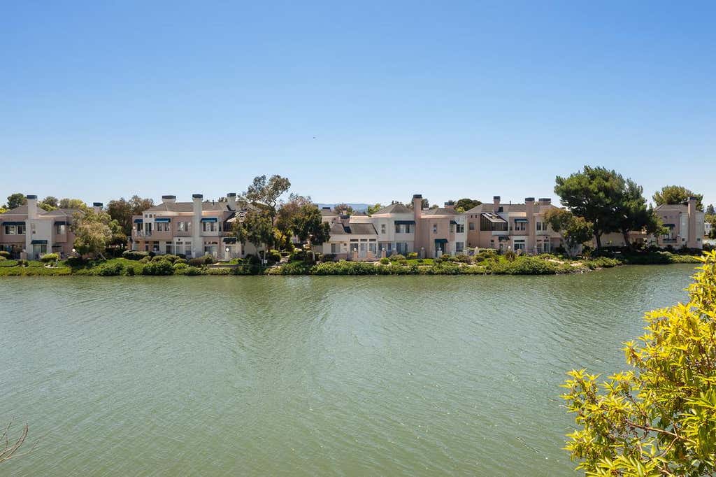Photo of 500 Baltic Circle #518, Redwood Shores, CA 94065 (MLS # ML82058358)