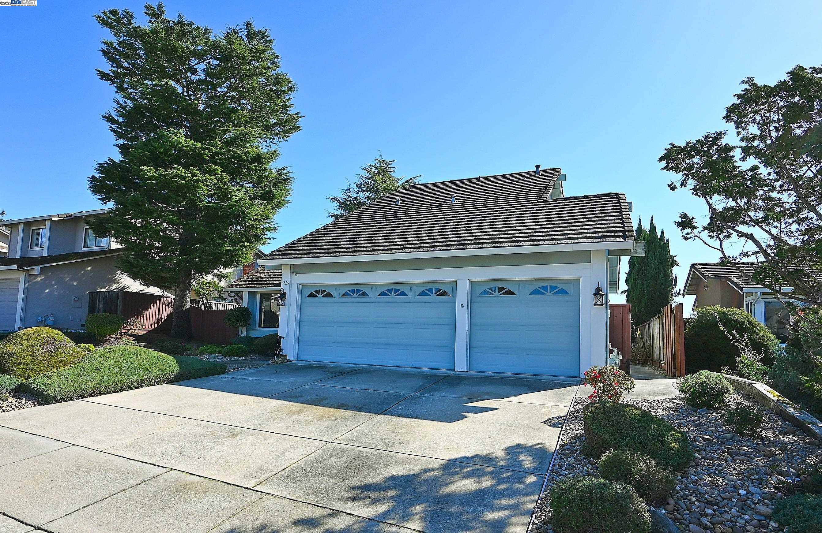 6525 Bellhurst Ln