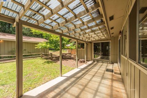 A home in Trinity Center