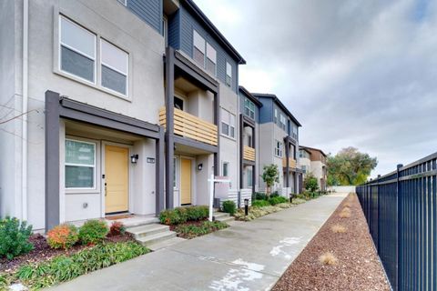 A home in Milpitas